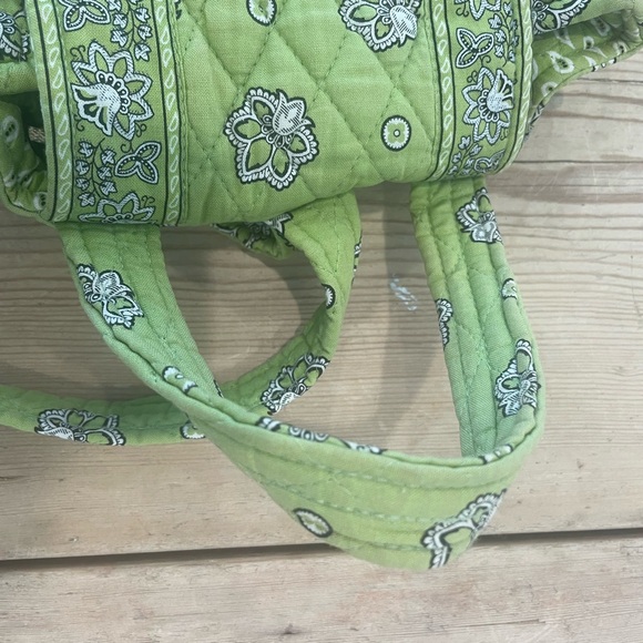 Vera Bradley lime paisley drawstring backpack - Picture 4 of 5